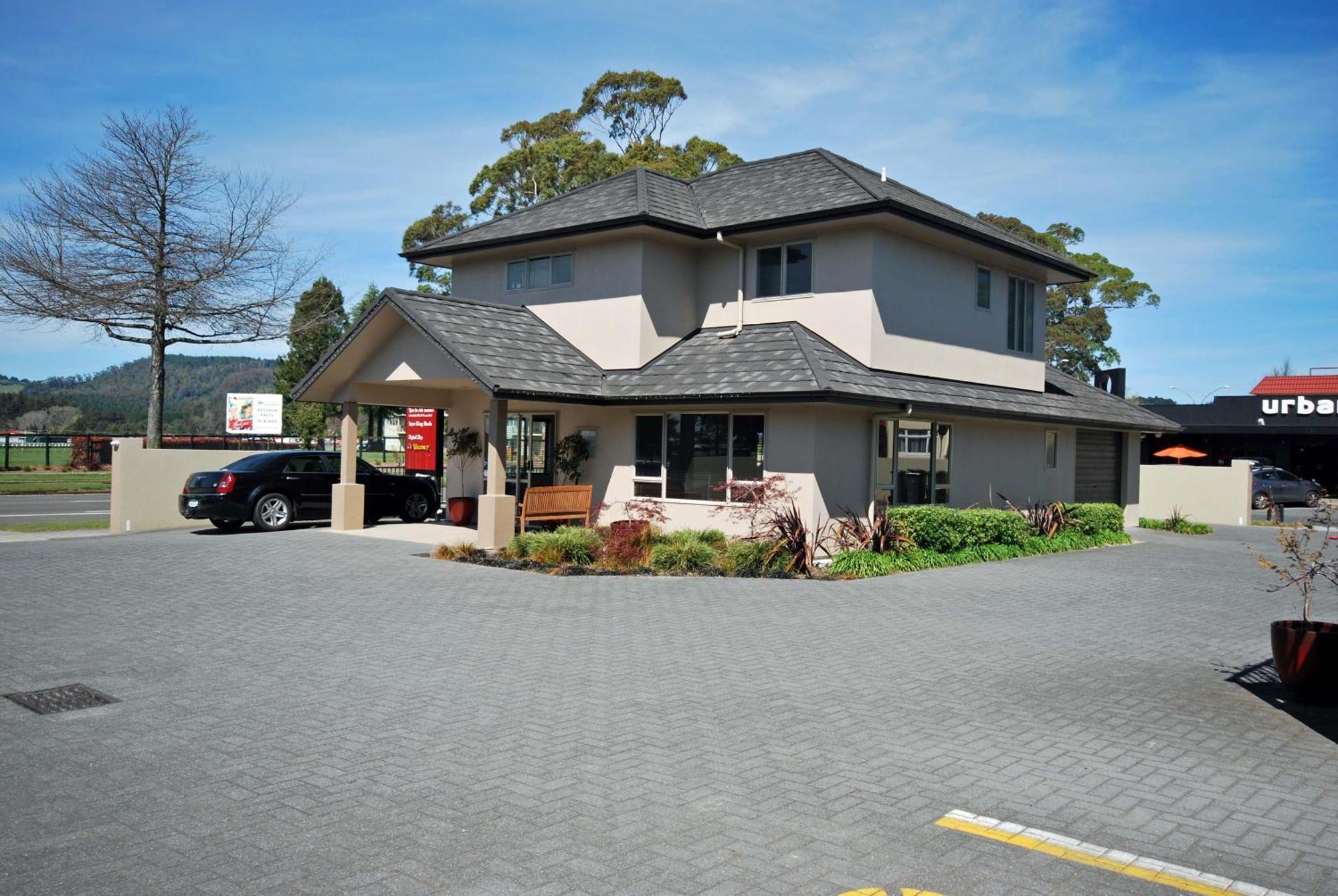 Executive On Fenton Motell Rotorua Exteriör bild