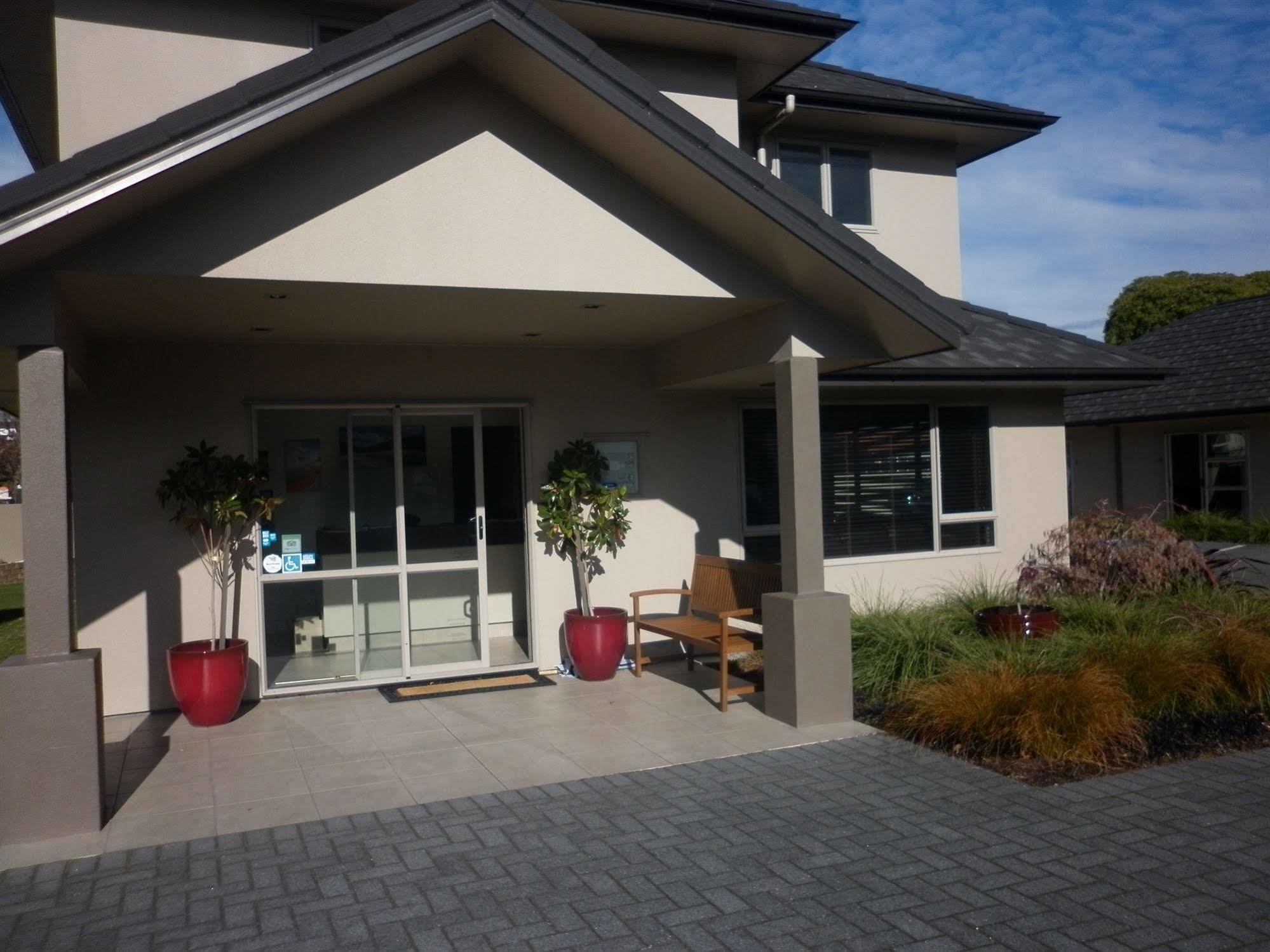 Executive On Fenton Motell Rotorua Exteriör bild